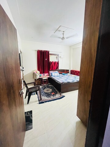 Kitchen in 2 BHK Builder Floor at Sector 46 – for Rent