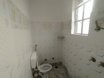 Bathroom in 2 BHK Independent House at Sector 17 – for Rent