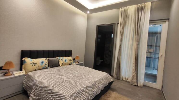 Bedroom, mahagun-mezzaria 4 Bedroom 4425 Sq.Ft. Apartment In Sector 78 Noida 9032725