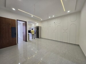 3 BHK Apartment For Sale in Pir Machalla