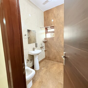 Bathroom in 5 BHK Villa at RWA Apartments Sector 108, Sector 108 – for Rent