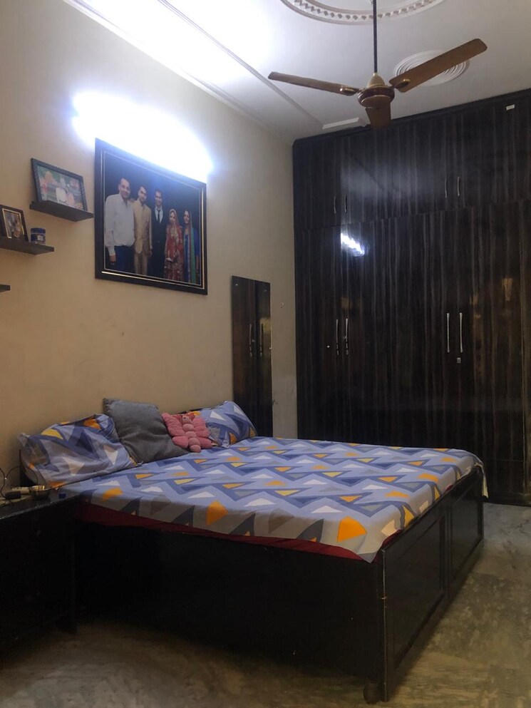 Bedroom, sector 4 6+ Bedroom 140 Sq.Yd. Independent House In Sector 4 Gurgaon 9032747