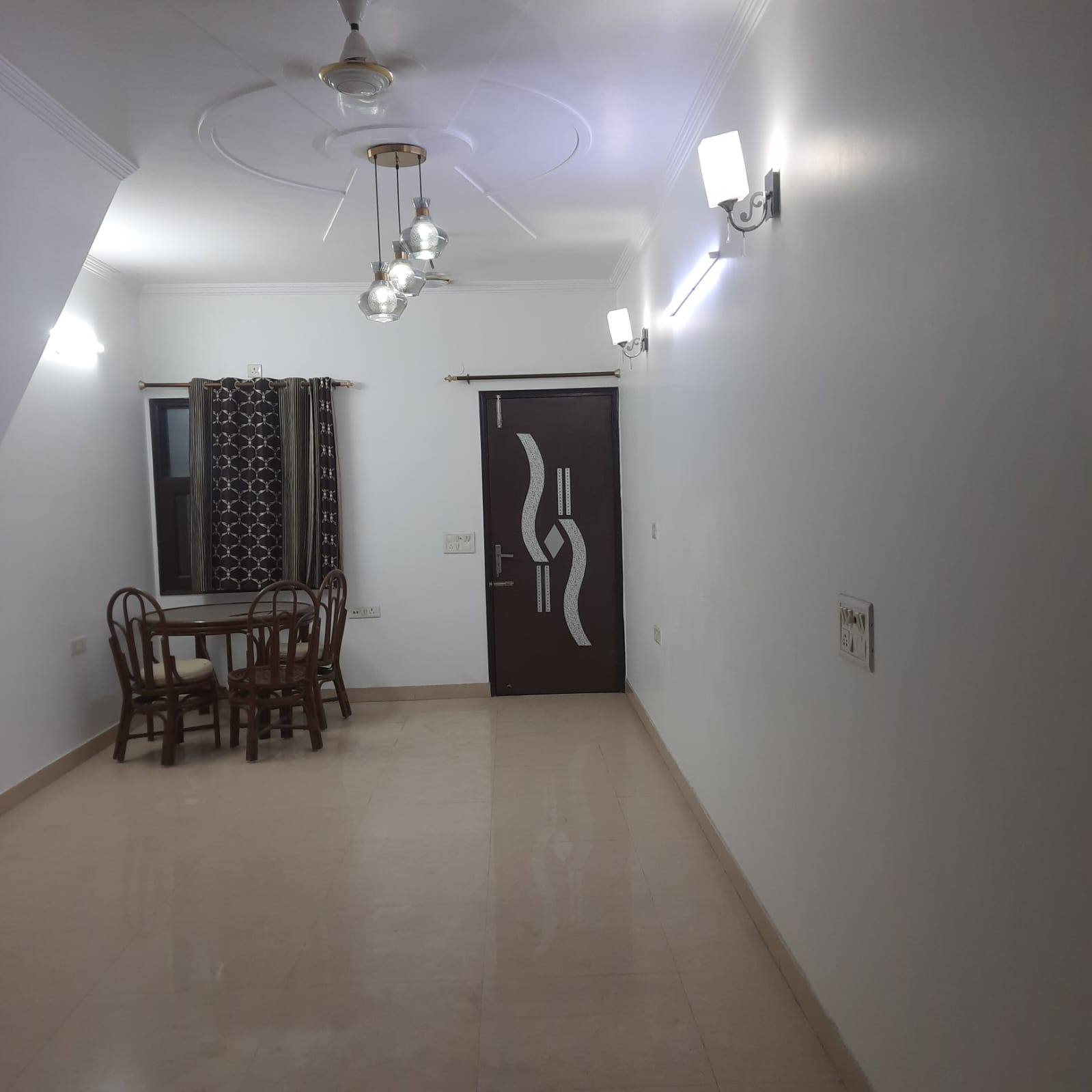 3 BHK Builder Floor For Rent in Vikas Puri