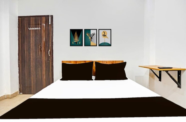 Bedroom, sushant lok i 1 RK 300 Sq.Ft. Builder Floor In Sushant Lok I Gurgaon 9032779