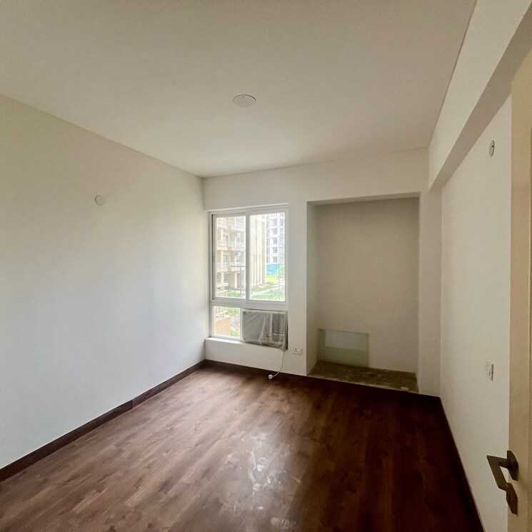 Bathroom, silverglades-the-melia-first-citizen 2.5 Bedroom 1425 Sq.Ft. Apartment In Sohna Sector 33 Gurgaon 9032843