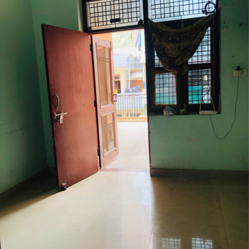 Room in 1.5 BHK Villa at Sector 23 – for Rent