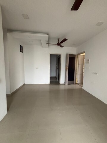 1.5 BHK Apartment For Rent in Lodha Casa Rio, Dombivli East