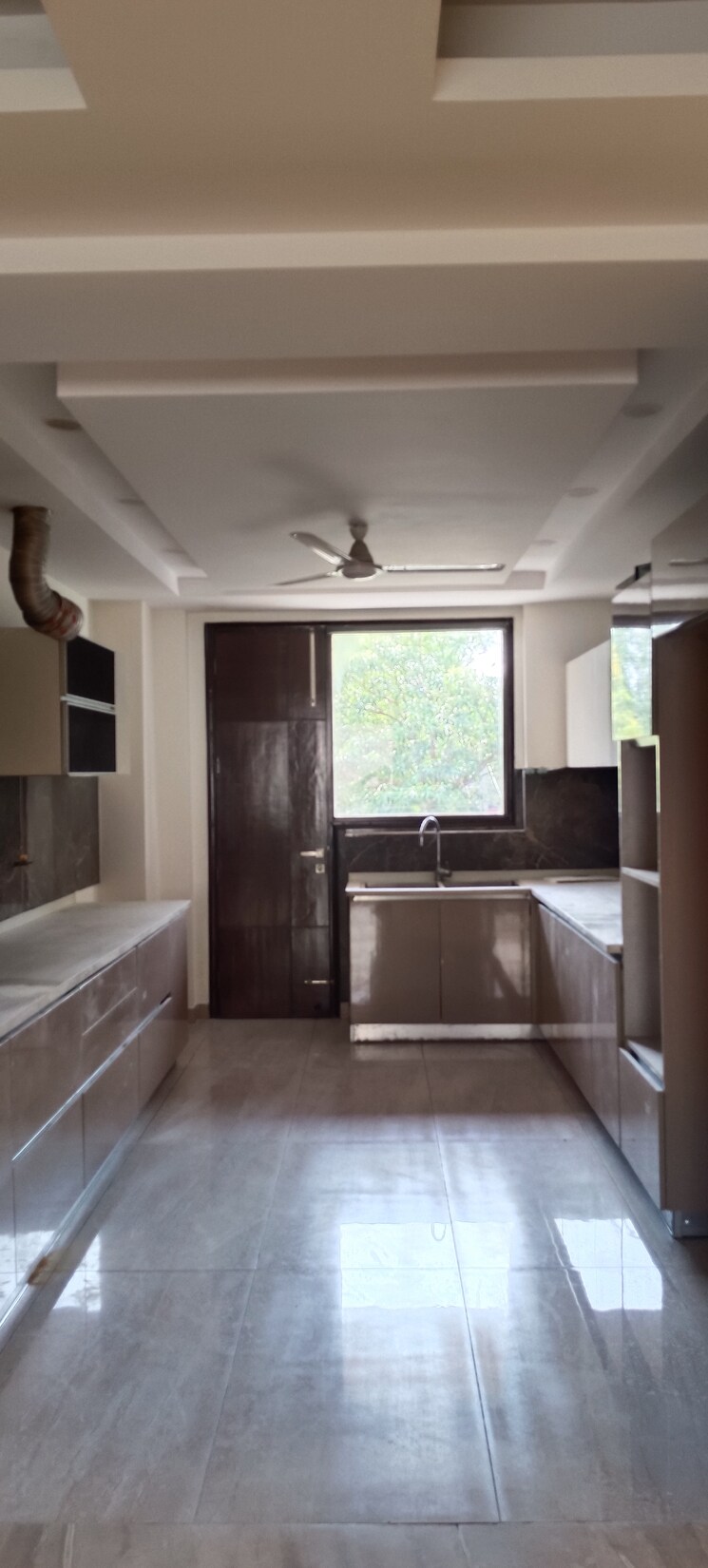 Living Room, sector 14 3 Bedroom 3150 Sq.Ft. Builder Floor In Sector 14 Faridabad 9032864