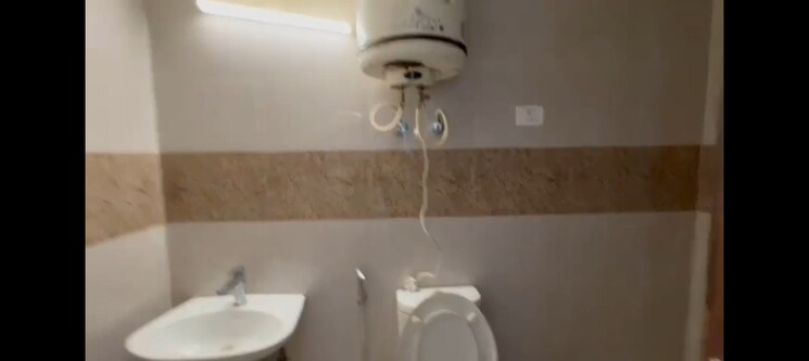 Attached Bathroom, supertech-ecovillage-i 3 Bedroom 1464 Sq.Ft. Apartment In Sector 1 Greater Noida Greater Noida 9032918
