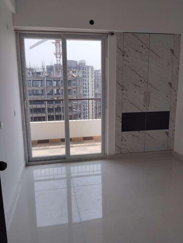 Room in 3 BHK Apartment at Alpine AIGIN Royal Phase 2, Sector 1 Greater Noida – for Sale