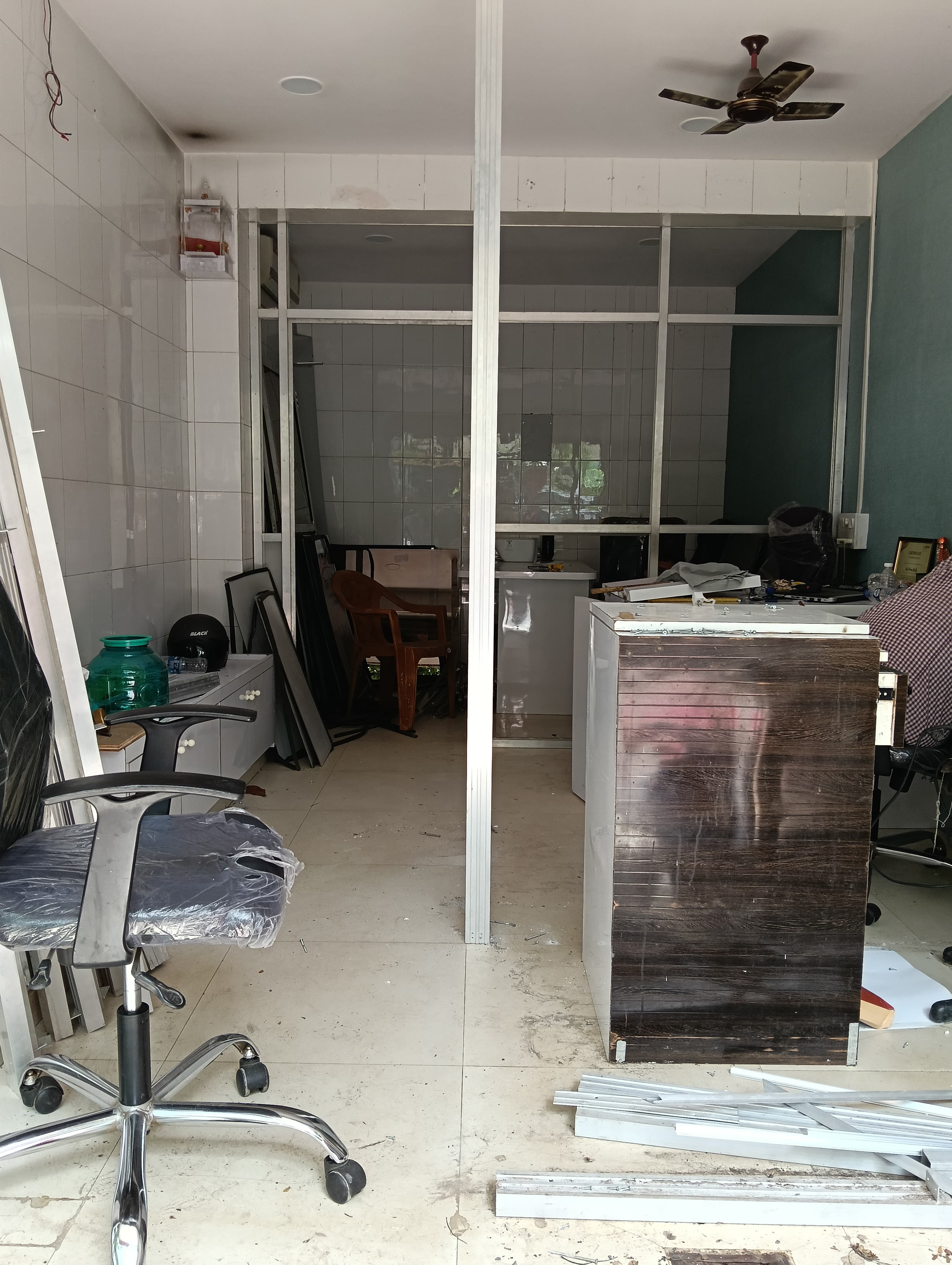 Retail Shop For Rent in Poonam Jewel