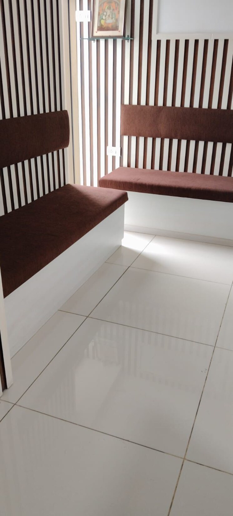 Balcony, parshwanath-business-park Commercial Office Space 1075 Sq.Ft. In Prahlad Nagar Ahmedabad 9032960