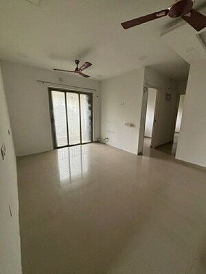 Room in 1.5 BHK Apartment at Lodha Casa Rio, Dombivli East – for Sale