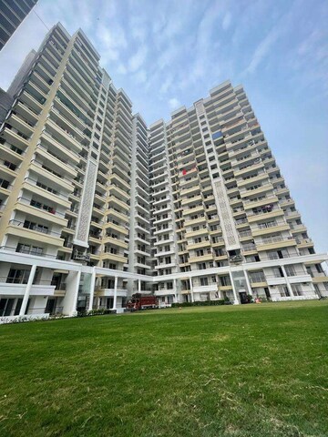 3 BHK Apartment For Sale in Alpine AIGIN Royal Phase 2, Sector 1 Greater Noida