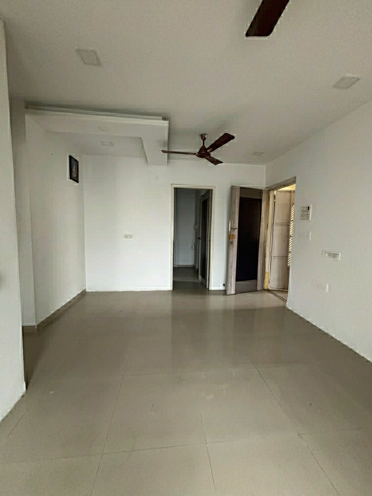 1.5 BHK + Pooja Room,Study Room Apartment For Sale in Lodha Casa Rio