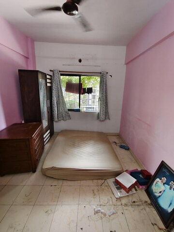 Room in 1 BHK Apartment at Kopar Khairane – for Rent