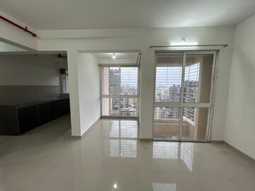 Room in 1 BHK Apartment at Puraniks Tokyo Bay, Kasarvadavali – for Rent