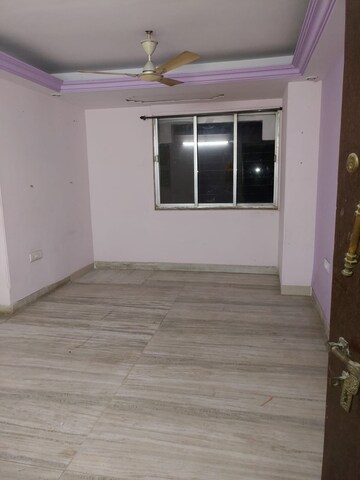 Room in 2 BHK Apartment at Kopar Khairane – for Rent