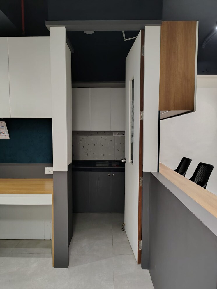 Kitchen, gajra-g-square-business-park Commercial Office Space 650 Sq.Ft. In Vashi Sector 30a Navi Mumbai 9033087