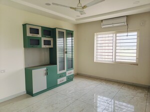 Room in 3 BHK Apartment at Mahatma Gandhi Inner Ring Road – for Sale