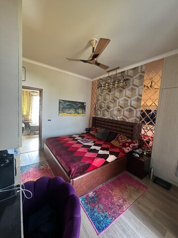 Bedroom in 2.5 BHK Builder Floor at Central Park 3 Flower Valley, Sohna Sector 33 – for Sale