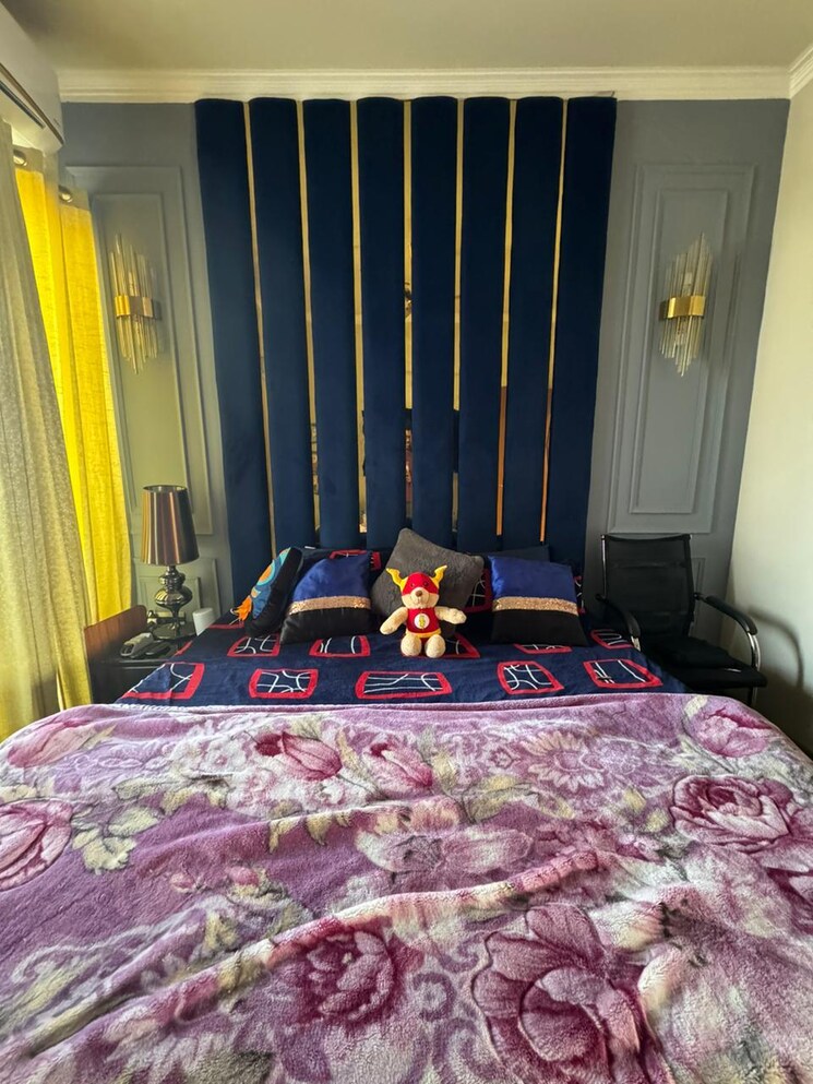 Bedroom, central-park-3-flower-valley 2.5 Bedroom 1093 Sq.Ft. Builder Floor In Sohna Sector 33 Gurgaon 9033161