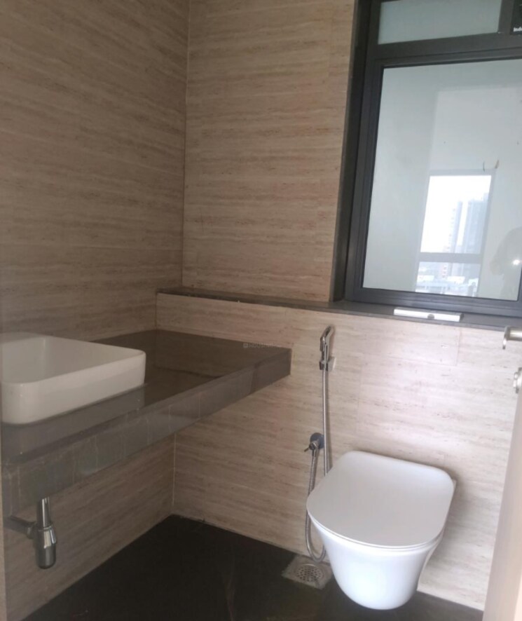 Bathroom, lodha-woods 3 Bedroom 1026 Sq.Ft. Apartment In Kandivali East Mumbai 9033123