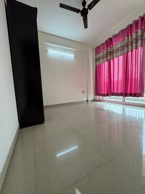 Room in 3 BHK Apartment at ROF Aalayas, Sector 102 – for Sale