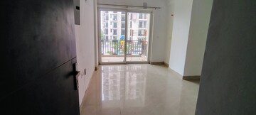 Room in 2 BHK Apartment at Sikka Karnam Greens, Sector 143b – for Rent