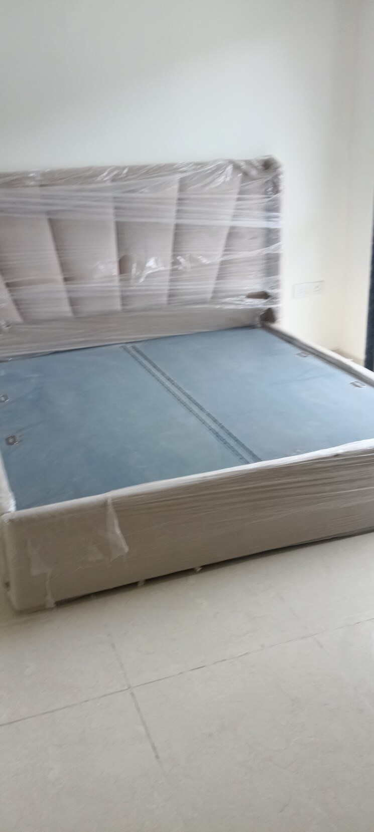 Room, rwa-apartments-sector-26 2 Bedroom 1100 Sq.Ft. Apartment In Sector 26 Noida 9033177