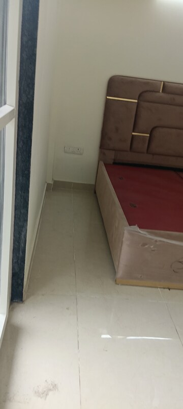 Furnished Amenities in 2 BHK Apartment at RWA Apartments Sector 26, Sector 26 – for Rent