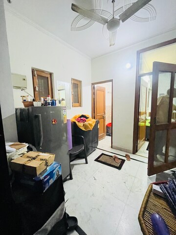 Team Area in 1 RK Builder Floor at Sector 40 – for Rent