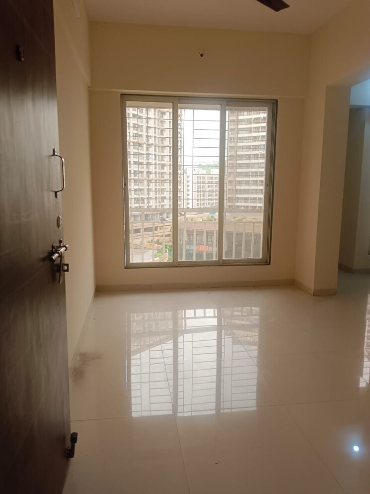 Room, seven-apna-ghar-phase-2-plot-a 1 RK 264 Sq.Ft. Apartment In Mira Road Thane 9033169