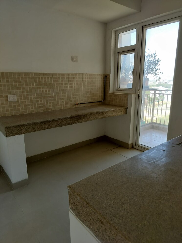 Kitchen, emaar-gurgaon-greens 3 Bedroom 1650 Sq.Ft. Apartment In Sector 102 Gurgaon 9033204