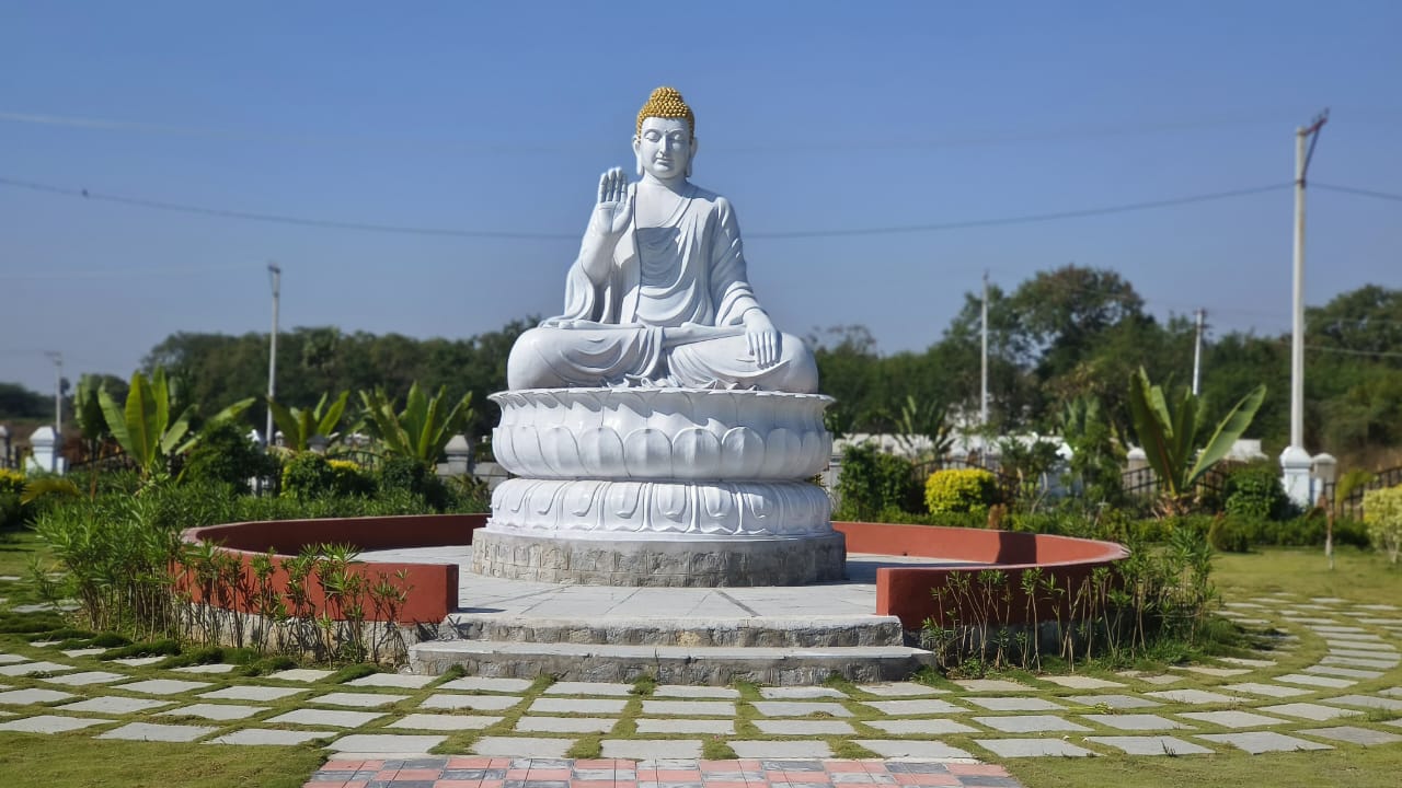 Plot For Sale in Prakash Suradru