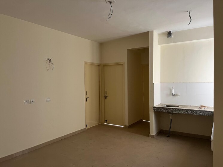 Room, gls-arawali-homes-phase-2 3 Bedroom 645 Sq.Ft. Apartment In Sohna Sector 4 Gurgaon 9033261