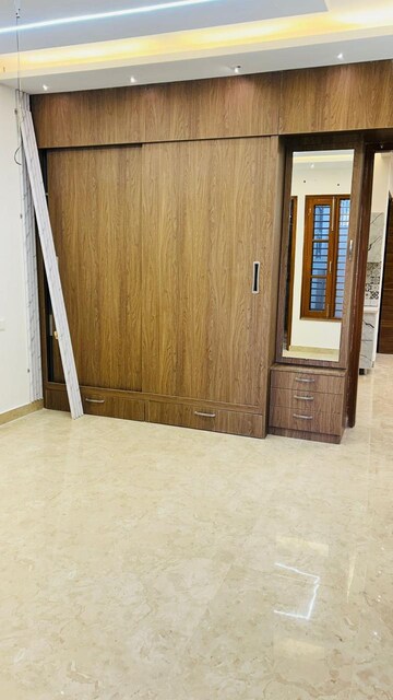 Room in 4 BHK Independent House at Dhakoli – for Sale