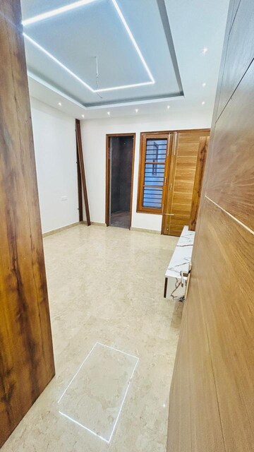 Room in 4 BHK Independent House at Dhakoli – for Sale