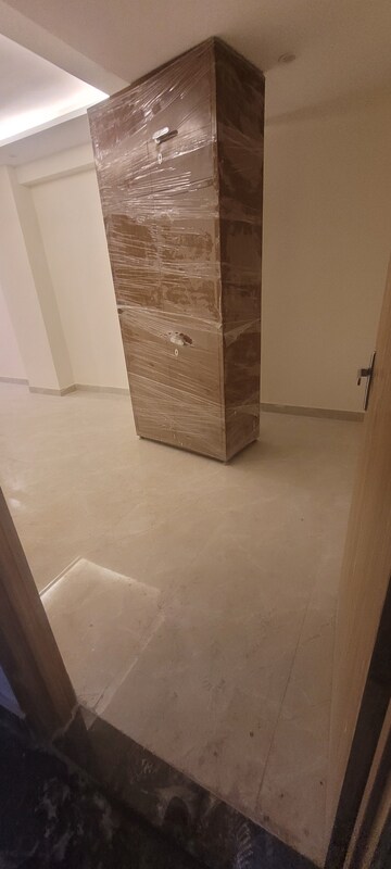 Master Bedroom in 1 BHK Builder Floor at Saket – for Rent