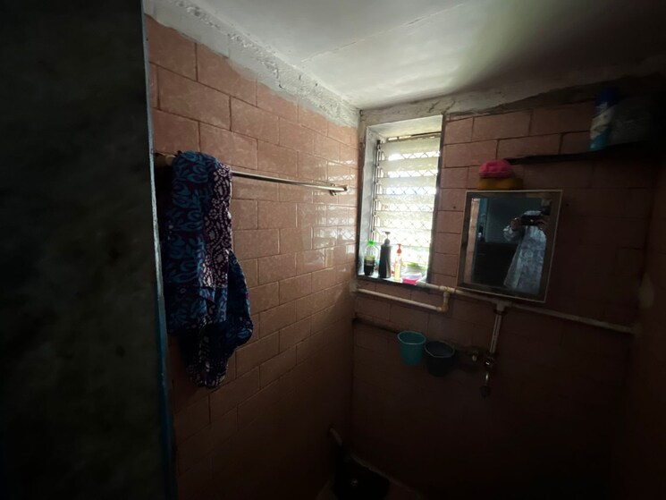  Parking, mamta-chs-wadala 1 RK 325 Sq.Ft. Apartment In Wadala Mumbai 9033351