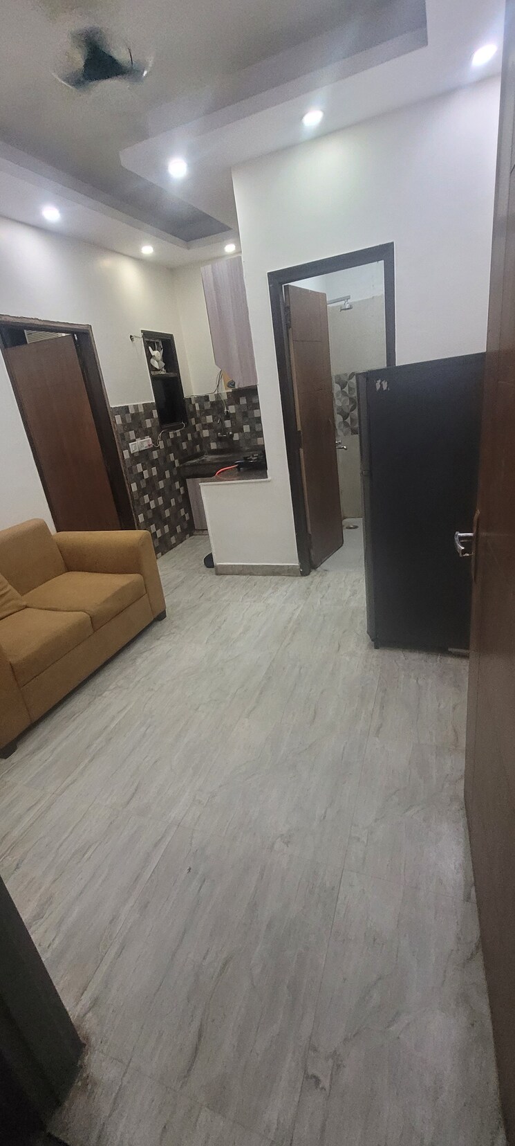 Kitchen, saket 1 Bedroom 800 Sq.Ft. Builder Floor In Saket Delhi 9033403