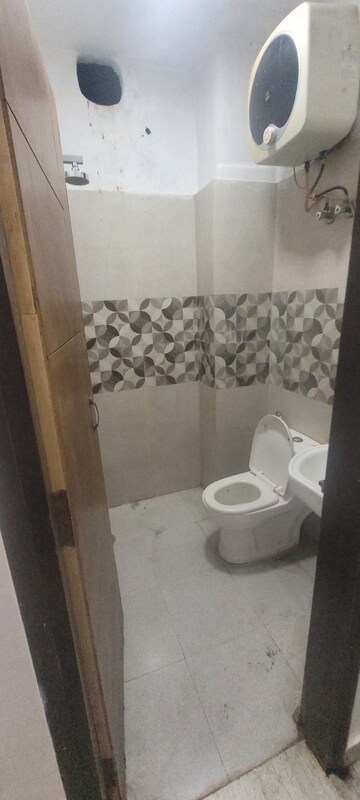 Bathroom in 1 BHK Builder Floor at Saket – for Rent