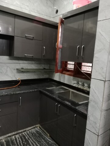 Kitchen in 2 BHK Builder Floor at Sector 17 – for Rent