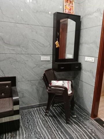 Building Lobby in 2 BHK Builder Floor at Sector 17 – for Rent