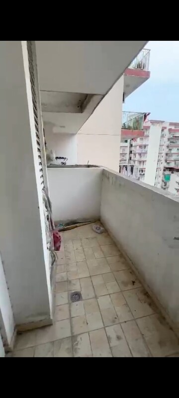 Bathroom in 2.5 BHK Apartment at Fusion Homes, Tech Zone 4 Greater Noida – for Sale