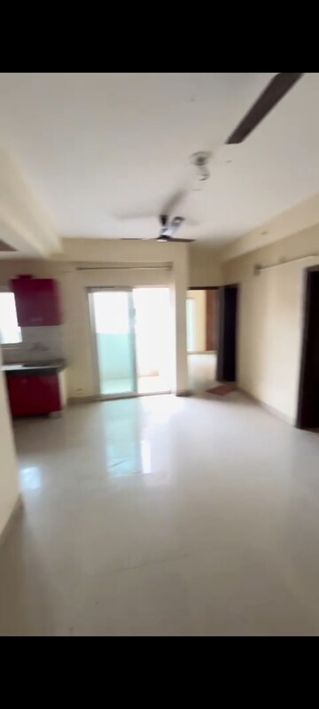 Room in 2.5 BHK Apartment at Fusion Homes, Tech Zone 4 Greater Noida – for Sale
