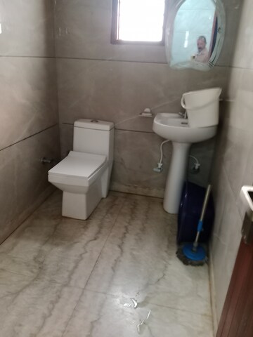 Bathroom in 2 BHK Builder Floor at Sector 17 – for Rent