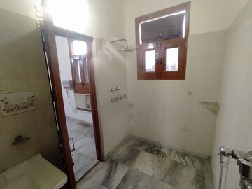 Bathroom in 2 BHK Independent House at Sector 17 – for Rent