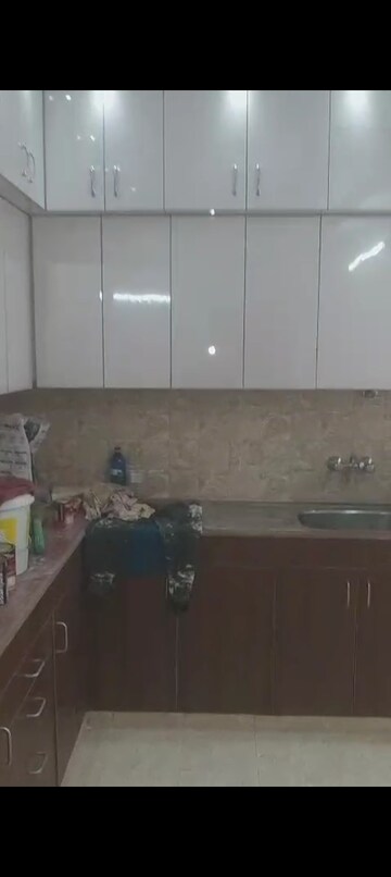 Kitchen in 3 BHK Apartment at Amrapali Golf Homes, Sector 4 Greater Noida – for Rent