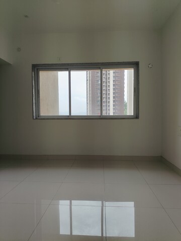 Room in 2 BHK Apartment at Godrej City, Poyanje – for Rent